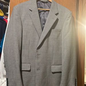 JosABanks 43L blazer